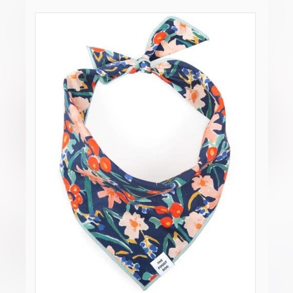 EUC Foggy Dog Inky Blooms Bandana - Large - Picture 2 of 3
